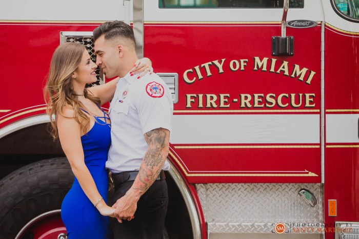 Miami Firefighter Engagement Session - Photography by Santy Martinez-3