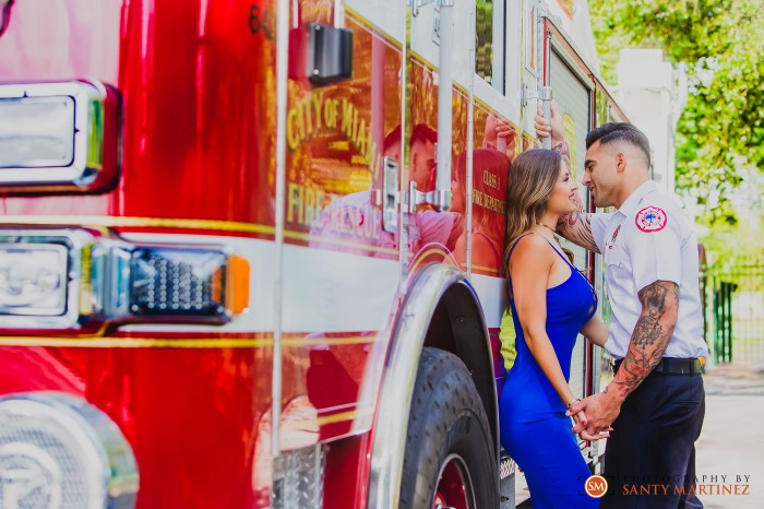 Miami Firefighter Engagement Session - Photography by Santy Martinez-7